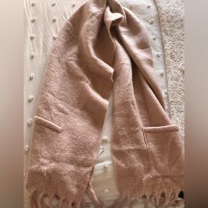Dusty rose scarf with pockets . Never worn .